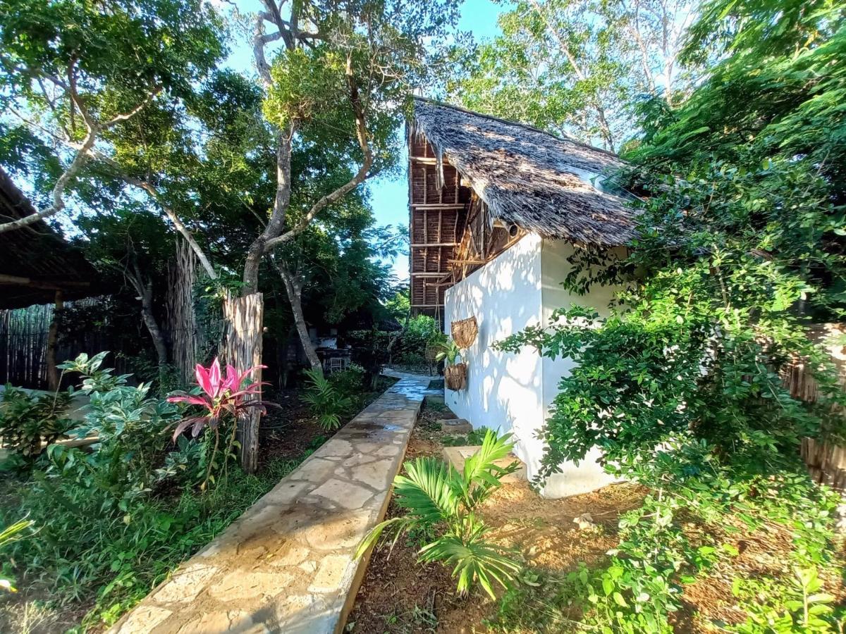 Watamu Beach Cottages B&B Kültér fotó
