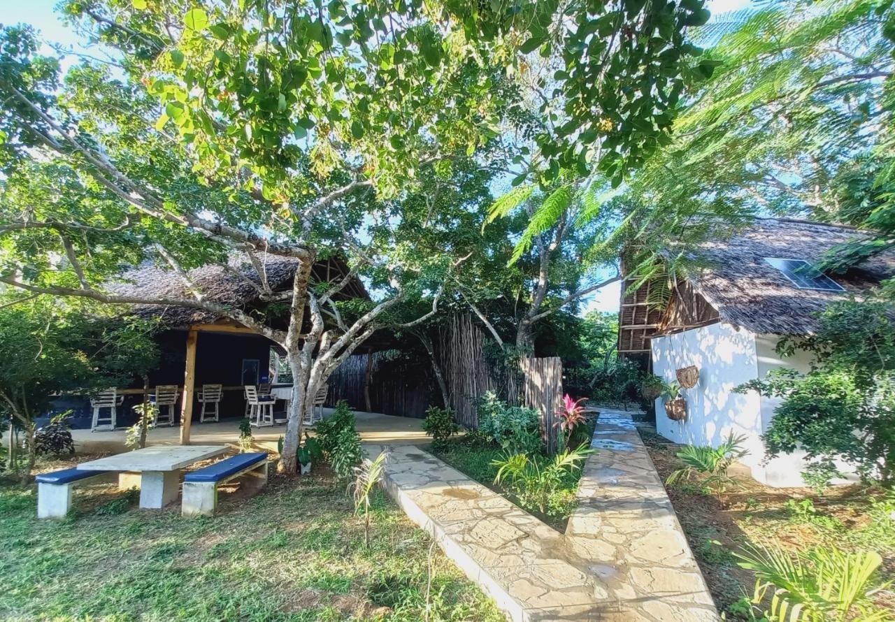 Watamu Beach Cottages B&B Kültér fotó
