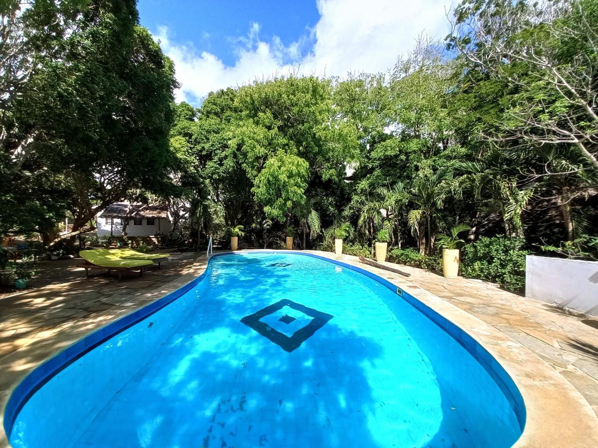 Watamu Beach Cottages B&B Kültér fotó