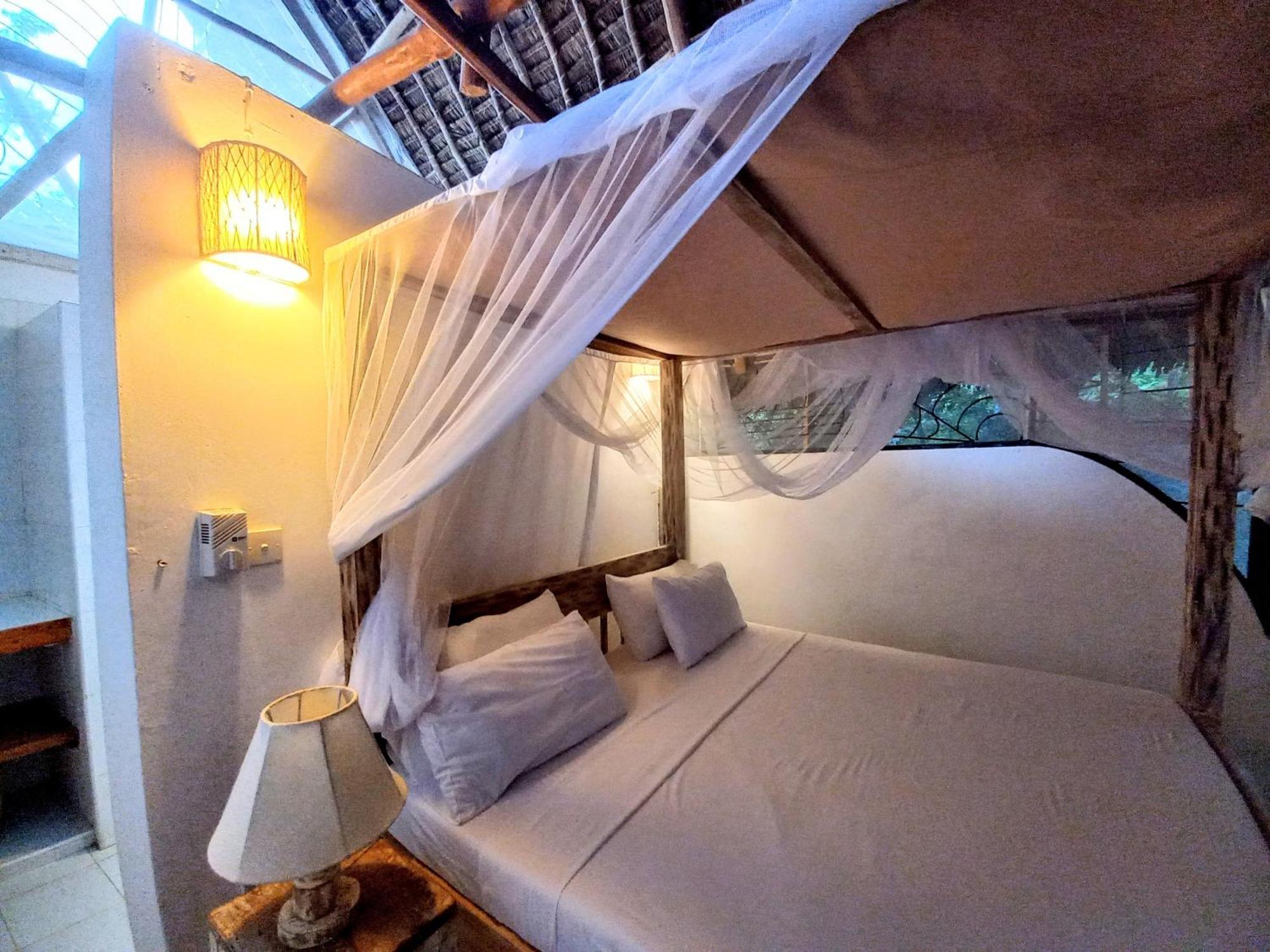 Watamu Beach Cottages B&B Szoba fotó